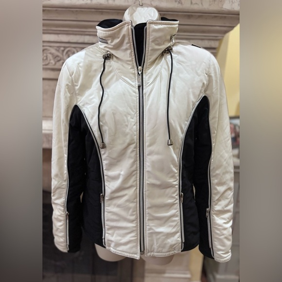 Women’s Skea Black and White Ski Winter Jacket Size 6 - Picture 1 of 13